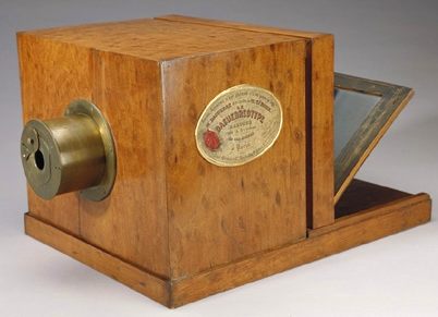 firstproduction camera daguerrotype, giroux of paris  1839