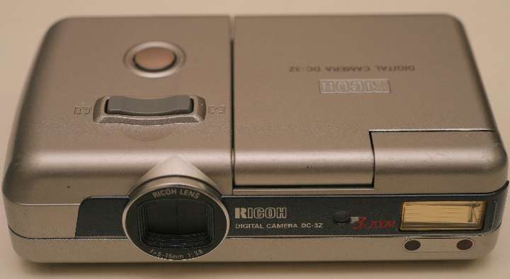 Ricoh DC-3Z digital camera gold