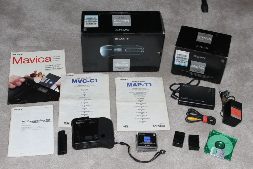 Sonyh Mavica MVC-1 and MVC-A10 kit